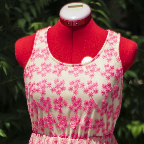 Charlotte Russe high low open back dress - Picture 4 of 5